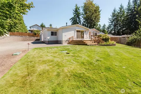 193 Seattle Dr, Port Ludlow, WA 98365