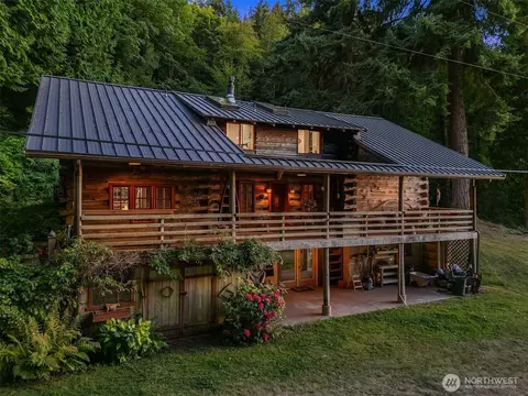 2500 California St, Bellingham, WA 98229