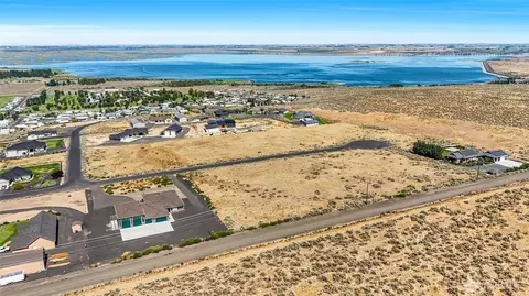 6887 89 Rd SE, Othello, WA 99344 photo 5