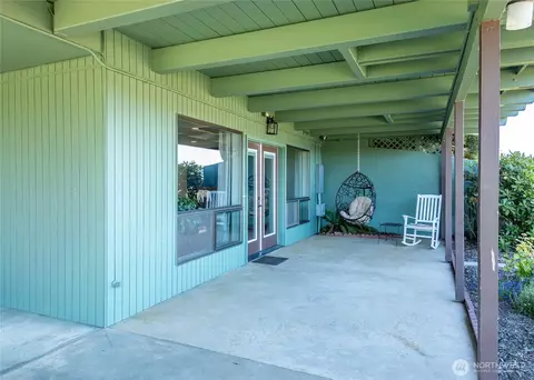 Exterior - 1301 S 3rd Ave #LWR-1A, Sequim, WA 98382 photo 5 of 12