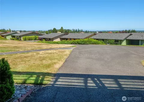 Exterior - 1301 S 3rd Ave #LWR-1A, Sequim, WA 98382 photo 4 of 12