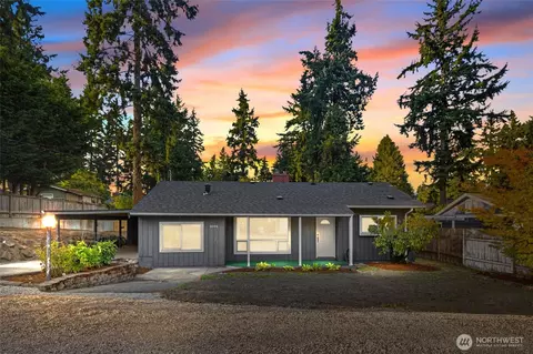 1006 NE 126th St, Seattle, WA 98125