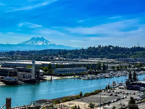 1120 Cliff Ave #502, Tacoma, WA 98402