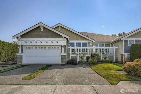 6423 112th Ave SE, Newcastle, WA 98056
