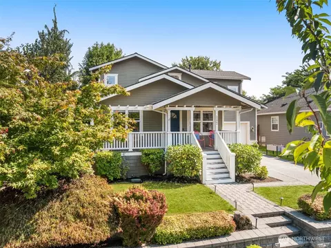 3222 39th Ave SW, Seattle, WA 98116