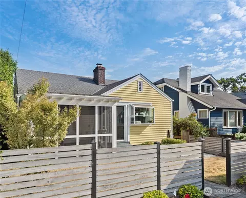 742 N 100 St, Seattle, WA 98133
