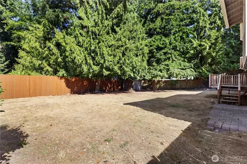 Exterior - 10420 9th Dr SE, Everett, WA 98208 photo 3 of 7