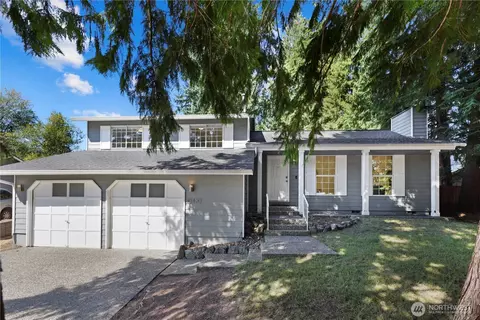 10420 9th Dr SE, Everett, WA 98208