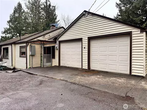 1208 Blackburn Rd, Mount Vernon, WA 98274