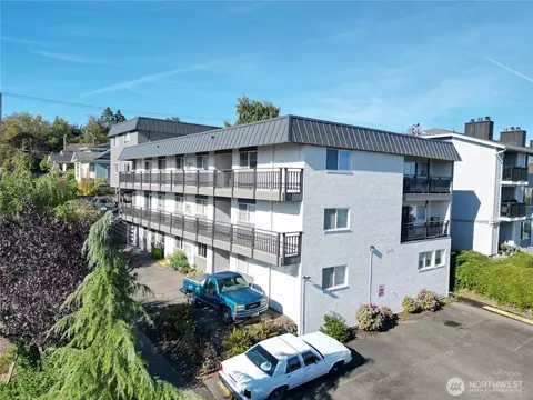 1002 N J St, Tacoma, WA 98403