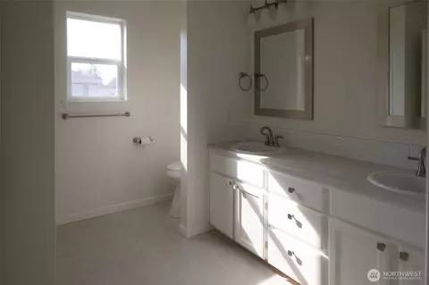 Bath - 18722 17th Ave E, Spanaway, WA 98387 photo 2 of 5