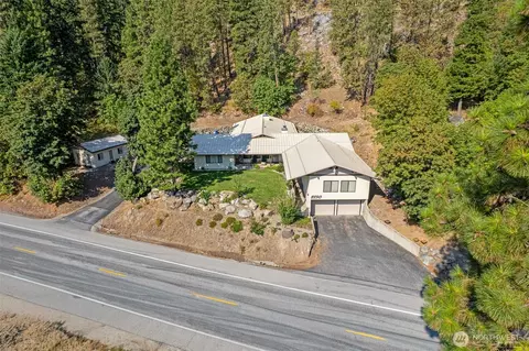 8590 Icicle Rd, Leavenworth, WA 98826