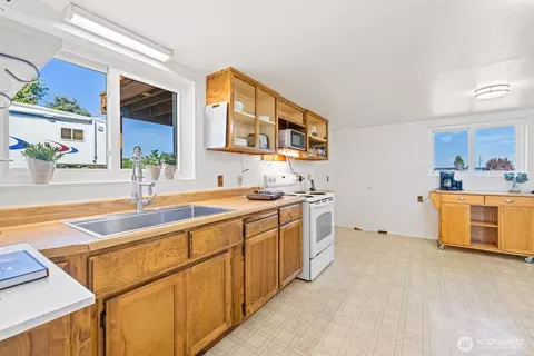 Kitchen - 50 E Nelson Rd, Sequim, WA 98382 photo 5 of 5