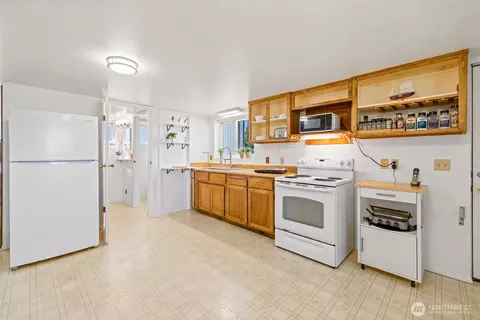 Kitchen - 50 E Nelson Rd, Sequim, WA 98382 photo 1 of 5