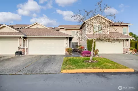 5909 Panorama Dr SE #14-103, Auburn, WA 98092