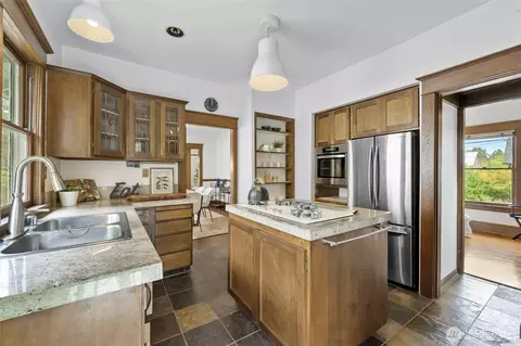 2923 E Harrison St, Seattle, WA 98112 photo 12
