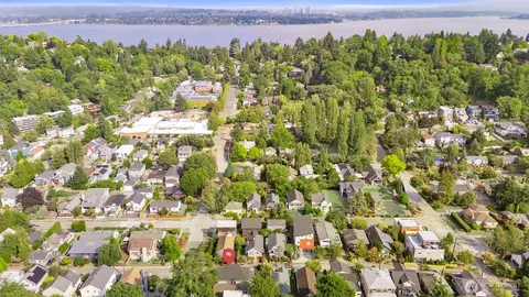 2923 E Harrison St, Seattle, WA 98112 photo 34