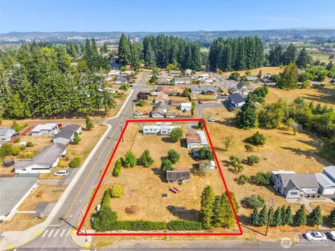 404 E Newaukum St, Chehalis, WA 98532