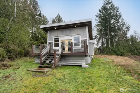 1005 Yew Blvd NW, Lakebay, WA 98349