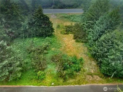 46 Sunset Blvd, Hoquiam, WA 98550