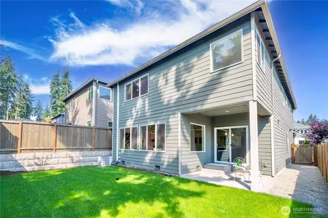 Exterior - 1130 199th St SE, Bothell, WA 98012 photo 2 of 5