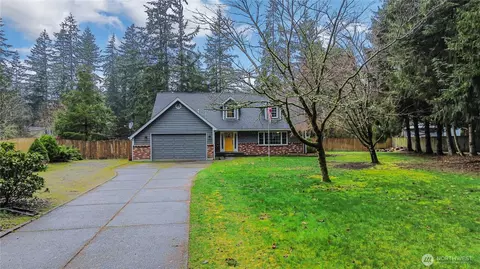 32401 195th Ave SE, Kent, WA 98042