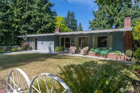 16009 81st Pl NE, Kenmore, WA 98028