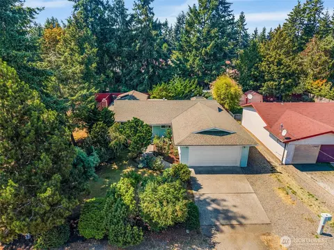 24435 13th Pl S, Des Moines, WA 98198