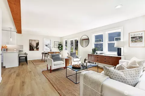 Living - 2111 E Pine St, Seattle, WA 98122 photo 1 of 4
