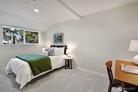 Bedroom - 2111 E Pine St, Seattle, WA 98122 photo 5 of 5