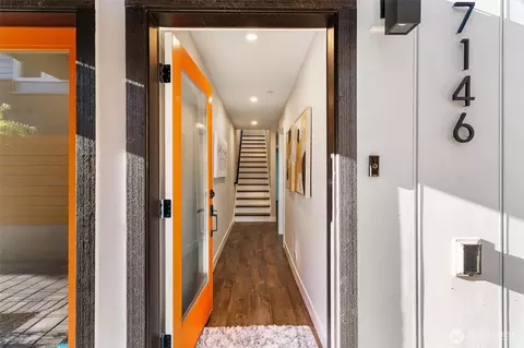 7146 47th Ave SW, Seattle, WA 98136