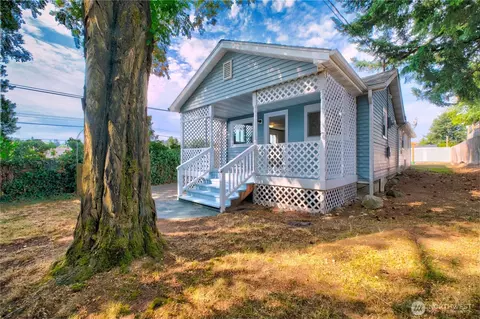 13443 7th Ave S, Burien, WA 98168