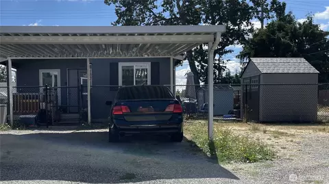 10711 W 9th Avenue Ct S, Tacoma, WA 98444