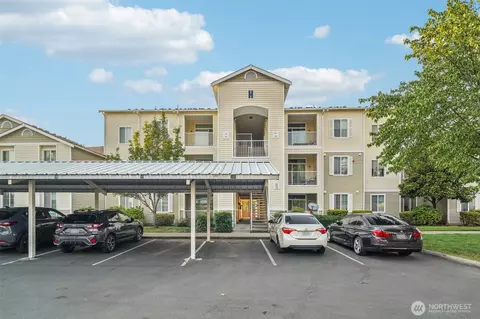 10113 186th St E #154, Puyallup, WA 98375