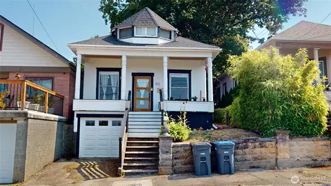 912 Pleasant Ave, Bremerton, WA 98337