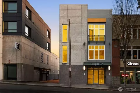 17 W Mercer St #307, Seattle, WA 98119