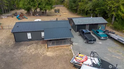 693 John Jacobs Rd, Port Angeles, WA 98362