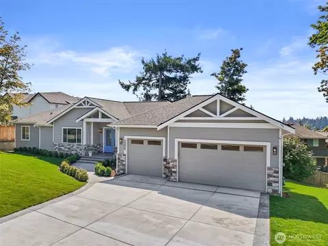 13675 SE 88th Way, Newcastle, WA 98059