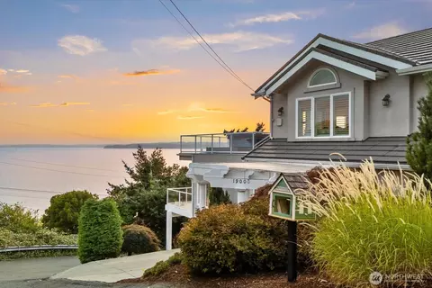 19000 Richmond Beach Dr NW, Shoreline, WA 98177
