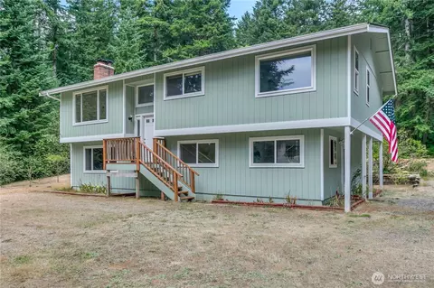 11019 136th St NW, Gig Harbor, WA 98329