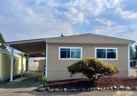 18501 52nd Ave W #54, Lynnwood, WA 98037