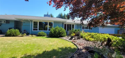 1910 Washington Ave N, Long Beach, WA 98631