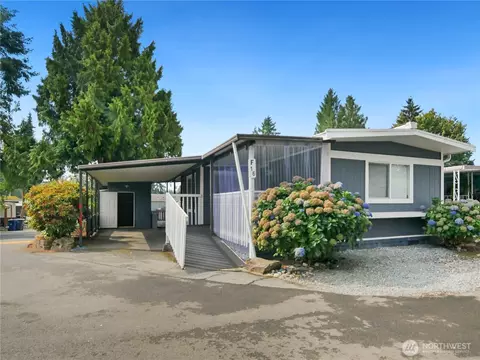 415 Lakeview Rd #F16, Lynnwood, WA 98087