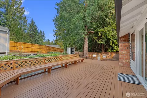 Exterior - 305 161st Pl SE, Bothell, WA 98012 photo 3 of 9