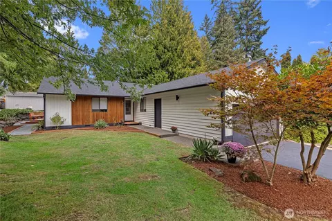 305 161st Pl SE, Bothell, WA 98012