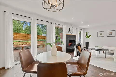 Dining - 305 161st Pl SE, Bothell, WA 98012 photo 3 of 5