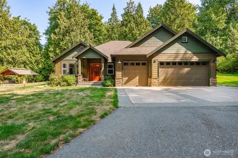 5960 Cedarsong Ln, Bellingham, WA 98226