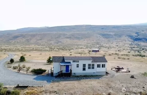 18 B Osprey Dr, Okanogan, WA 98840