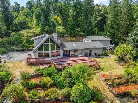 165 Meridian Dr, Kelso, WA 98626