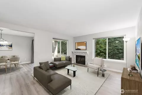 14717 NE 44th Pl #R7, Bellevue, WA 98007